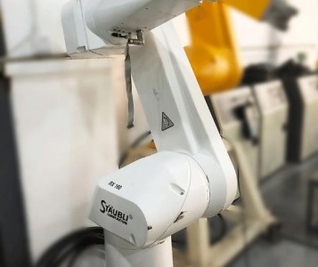工业机器人 RX160 史陶比尔