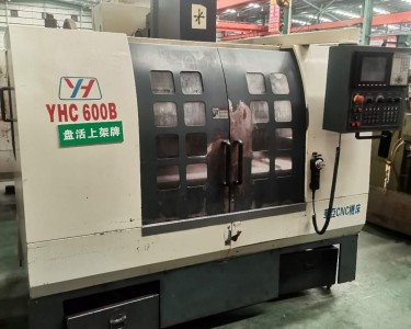 立式加工中心 YHC-600B 华亚