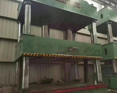 四柱式油压机 800T 南通锻压