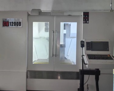 立式加工中心 1200 丽驰