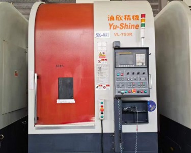 数控立式车床 750 油欣