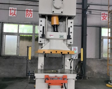 气动冲床 160T 扬锻