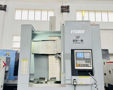 数控立式车床 VTC800 广东一机