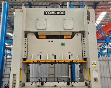 气动冲床 400T 扬锻