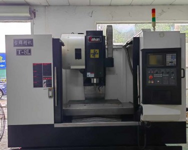 立式加工中心 850 台群