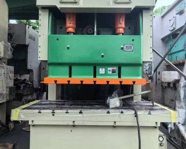 气动冲床 160T 协易