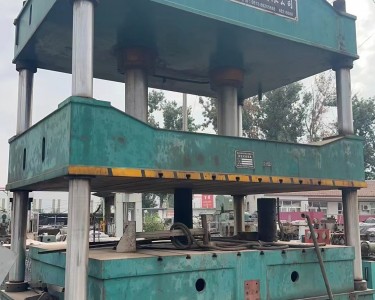 四柱式油压机 400T 华德 