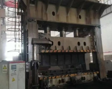 框架式油压机 2000T 南通锻压