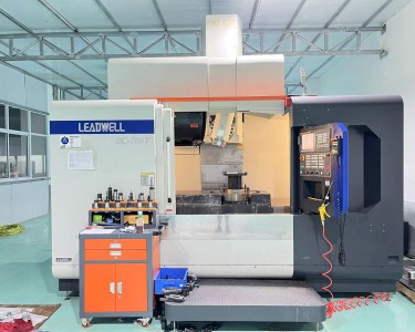 立式加工中心 BC700 丽伟