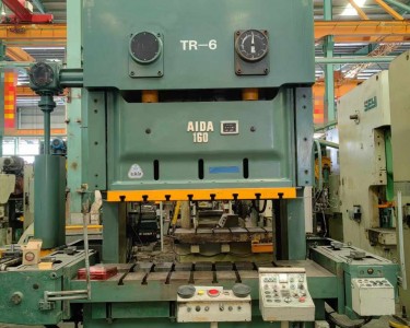 气动冲床 160T AIDA