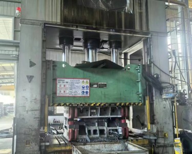 气动冲床 630T 润德