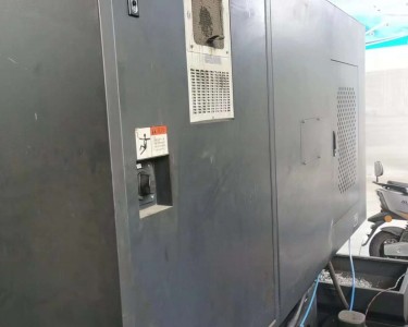 立式加工中心 800 精屹
