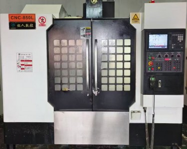 立式加工中心 850 钜人