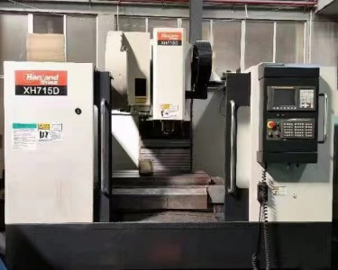 立式加工中心 715D 汉川