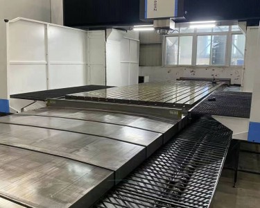 龙门加工中心 2560 纽威