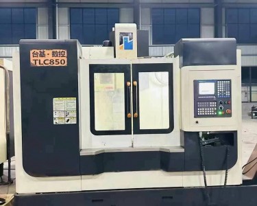立式加工中心 850 台基