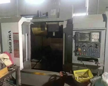立式加工中心 850 新诺