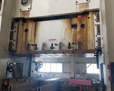 气动冲床 400T 沃得
