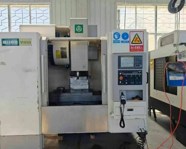 立式加工中心 855 群基