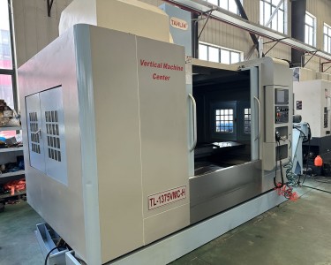 立式加工中心 TL-1375 台致诚