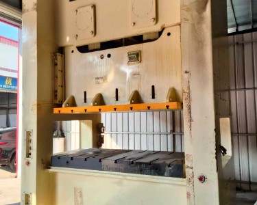 气动冲床 400T 金澳兰