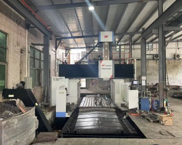 龙门加工中心 2040 纽威