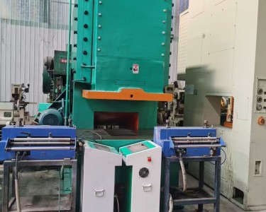 气动冲床 400T 徐锻