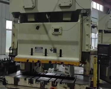 气动冲床 110T 金丰