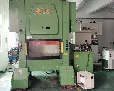 气动冲床 80T 立葉
