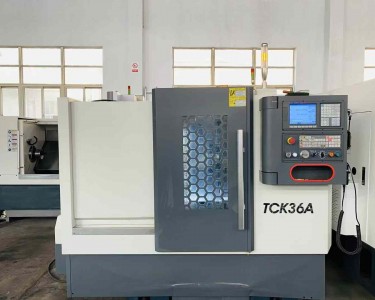 刀塔机 TCK36 磐龙