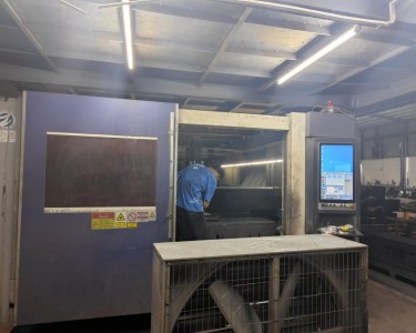激光切割机 6025/15000W 奔腾