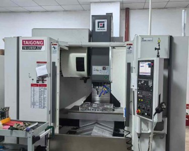 立式加工中心 850 台功