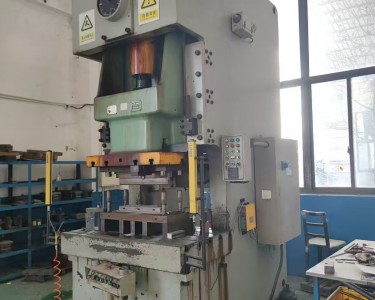 气动冲床 J21-200 扬州锻压