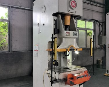 气动冲床 60T 扬锻