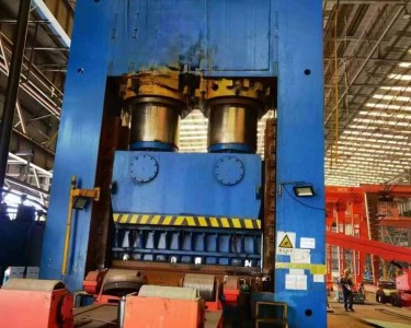 框架式油压机 6500T 金泽