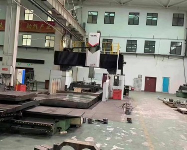 龙门加工中心 GRUI36x50 海天