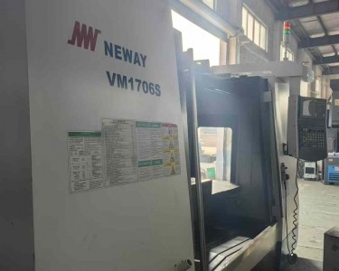 立式加工中心 1706S 纽威