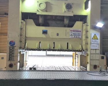 气动冲床 250T 徐锻