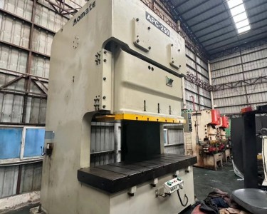 气动冲床 250T 澳玛特