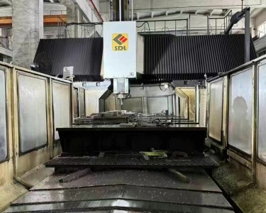 龙门加工中心 42200 多棱