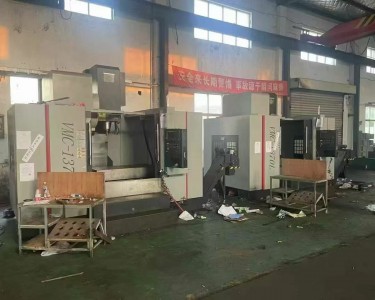 立式加工中心 VMC-1370L 威艾特