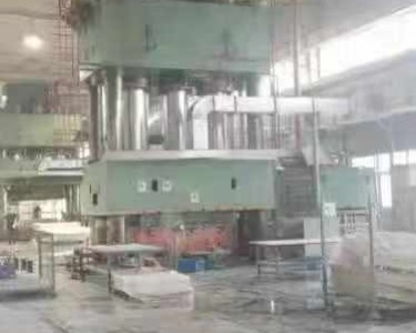 四柱式油压机 3500T  