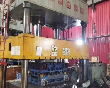 四柱式油压机 630T 江东