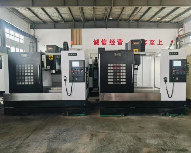 立式加工中心 T-8L 台群