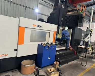 龙门加工中心 SP1330 新诺