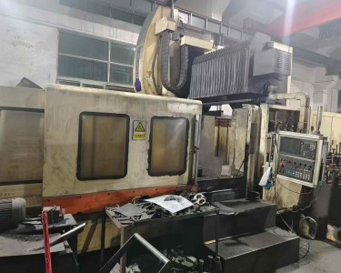 龙门加工中心 2516 台正