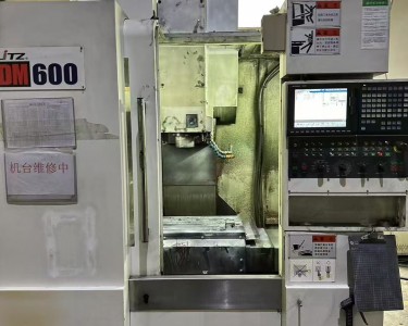 立式加工中心 DM600 丽驰