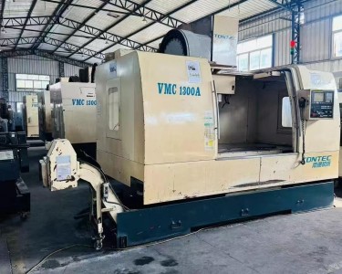 立式加工中心 VMC-1300A 南通科技