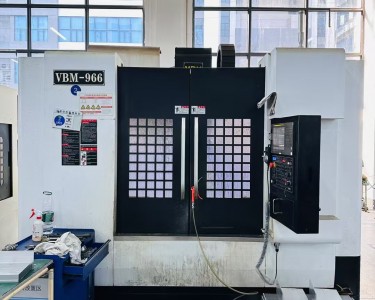 立式加工中心 VMC-966L 侨柏