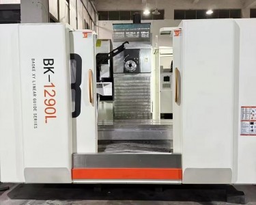 卧式加工中心 BK-1290L 宝烽